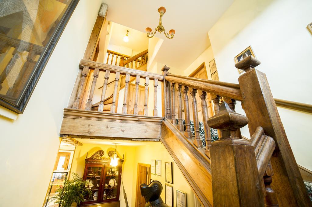 Molland Manor House Bed & Breakfast Сандвіч Екстер'єр фото