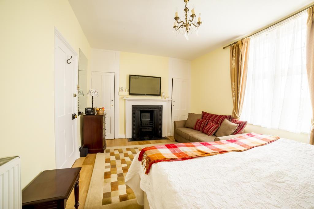 Molland Manor House Bed & Breakfast Сандвіч Екстер'єр фото