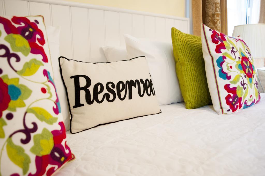 Molland Manor House Bed & Breakfast Сандвіч Екстер'єр фото