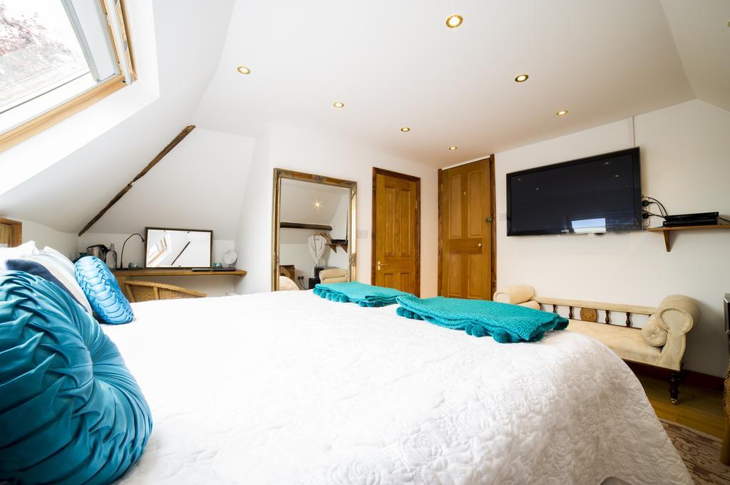 Molland Manor House Bed & Breakfast Сандвіч Екстер'єр фото